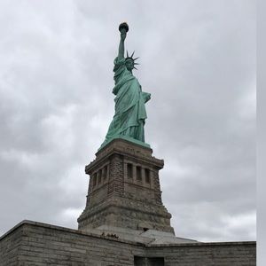 Meet your Posher, Gustavo